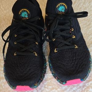 Under Armour HOVR Phantom 2 Dia De Muertos ' Black Sneakers with Multicolor Sole